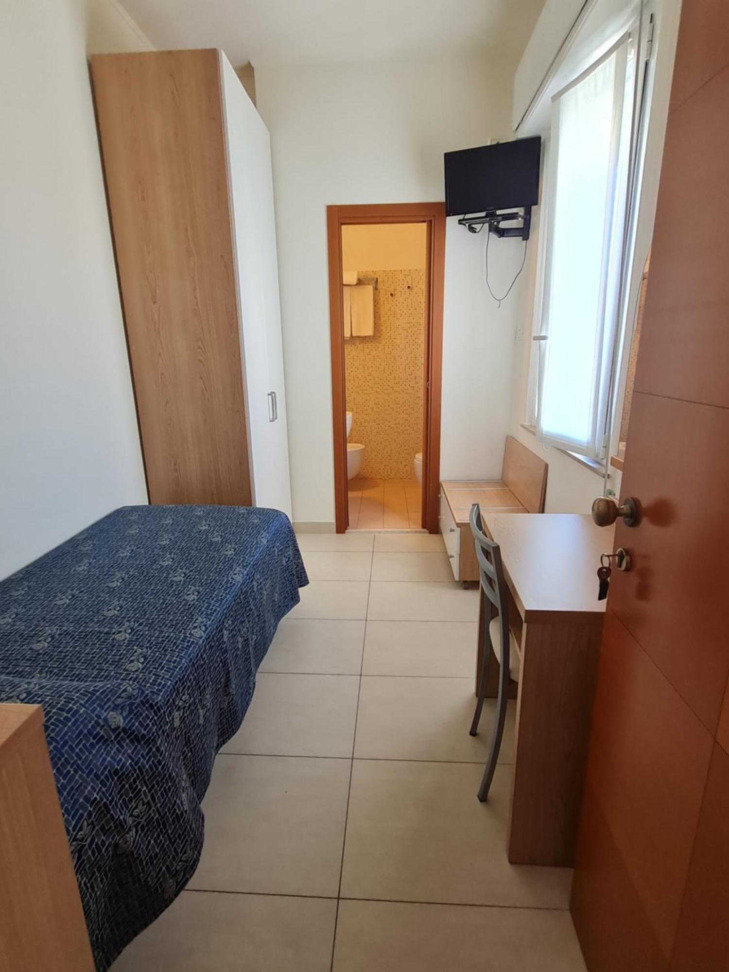 Hotel Majestic 西尼加利亚 外观 照片